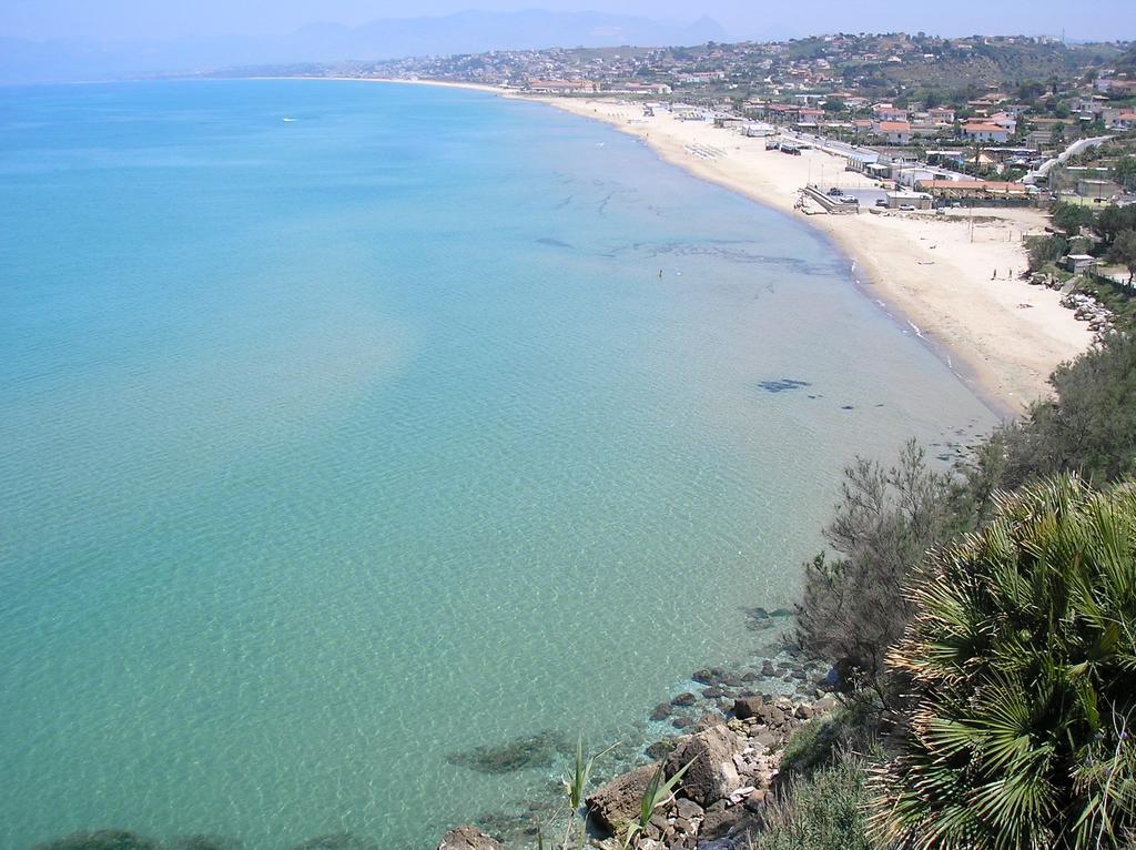 La Casetta Nel Porto 카스텔라마레델골포 외부 사진